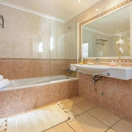 Villa By Ibiza With Pool, Sea Views, Bbq Sant Josep de sa Talaia