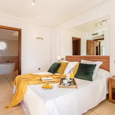 Villa By Ibiza With Pool, Sea Views, Bbq Sant Josep de sa Talaia